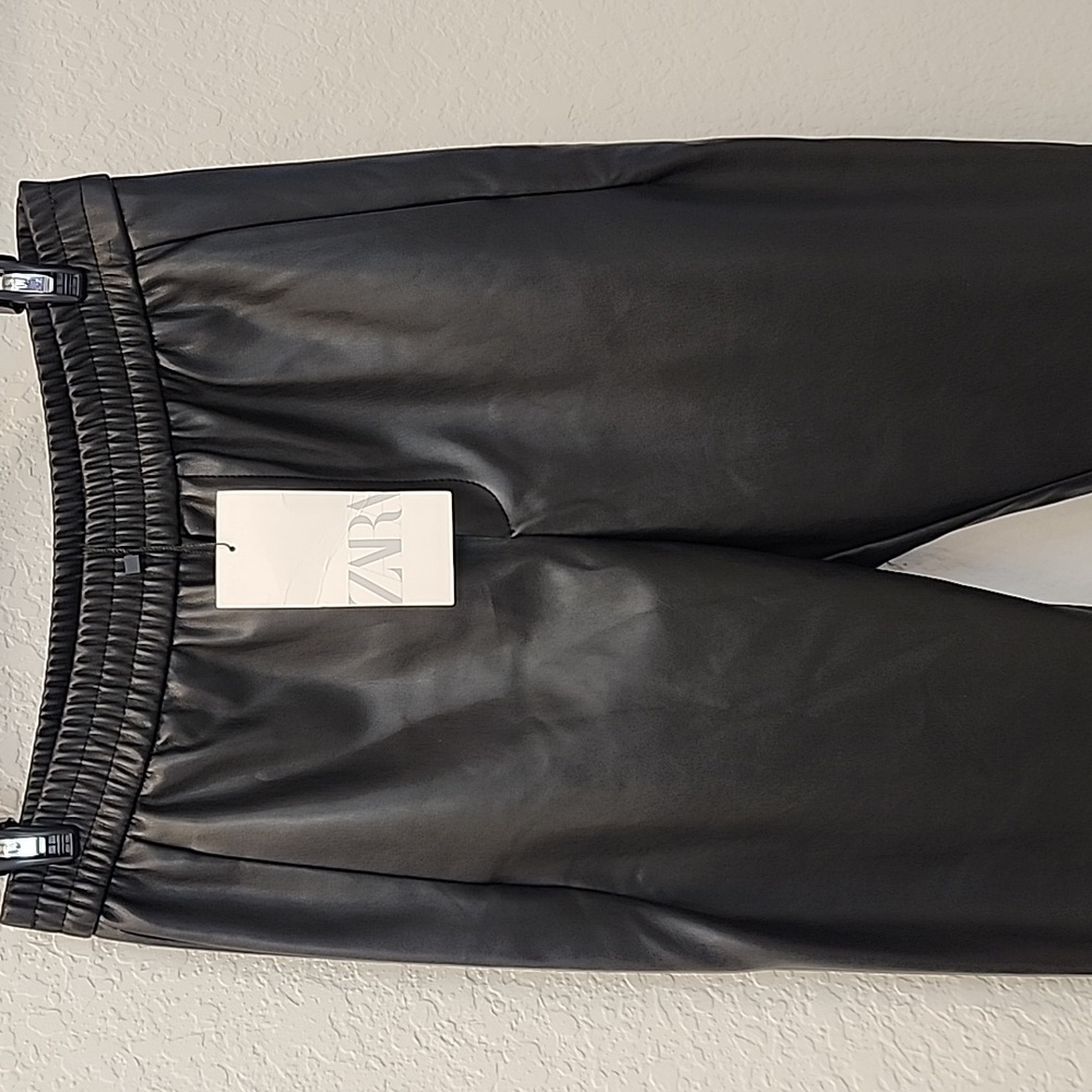 ZARA Jogger Faux Leather Pant